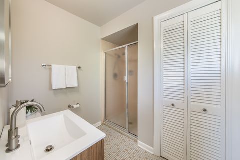 Tiny photo for 1008 N Newberry Lane, Mount Prospect, IL 60056 (MLS # 12488791)