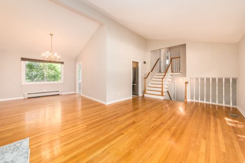 Tiny photo for 1008 N Newberry Lane, Mount Prospect, IL 60056 (MLS # 12488791)