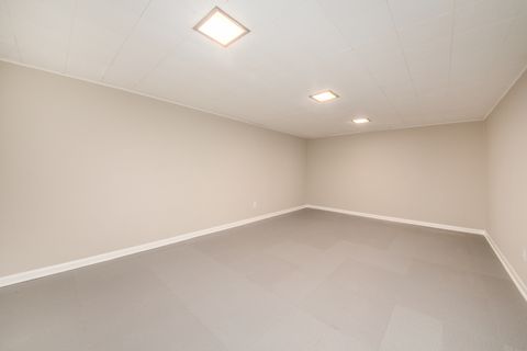 Tiny photo for 1008 N Newberry Lane, Mount Prospect, IL 60056 (MLS # 12488791)