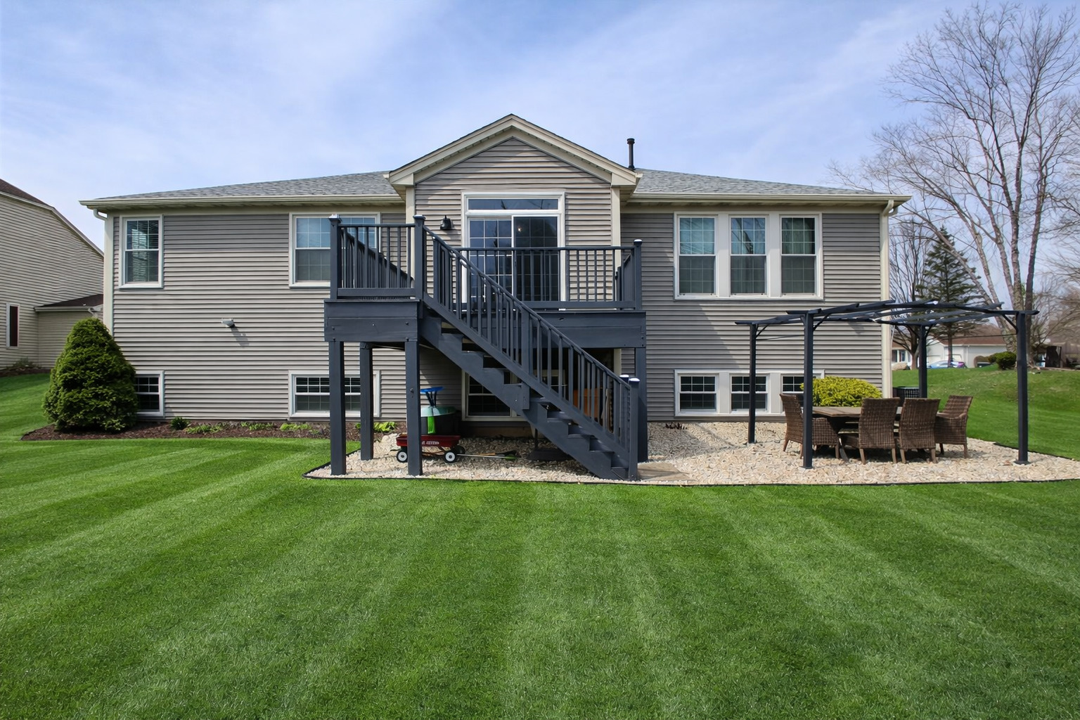 1235 Mallard Lane