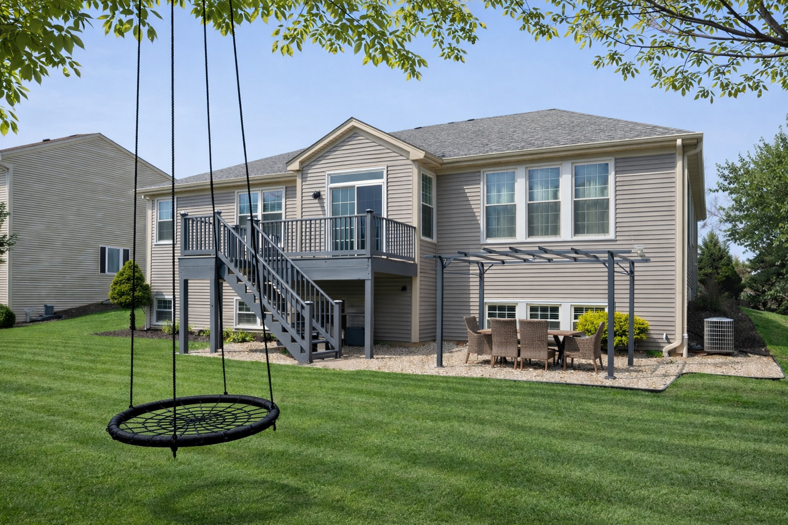 1235 Mallard Lane