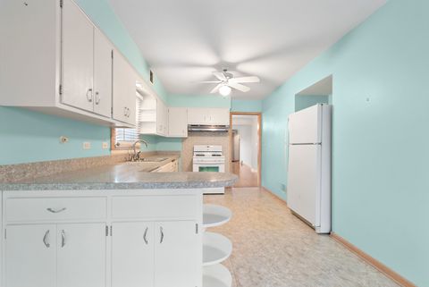 Tiny photo for 10609 S Kildare Avenue, Oak Lawn, IL 60453 (MLS # 12568808)