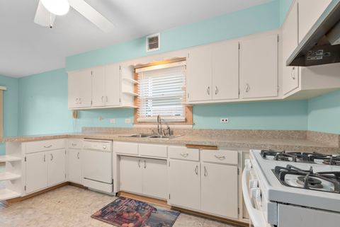 Tiny photo for 10609 S Kildare Avenue, Oak Lawn, IL 60453 (MLS # 12568808)