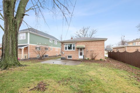Tiny photo for 10609 S Kildare Avenue, Oak Lawn, IL 60453 (MLS # 12568808)
