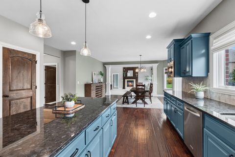 Tiny photo for 10835 Scarlet Drive, Orland Park, IL 60467 (MLS # 12625296)