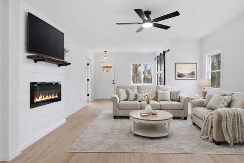 Tiny photo for 5310 W Orchard Drive, McHenry, IL 60050 (MLS # 12574044)