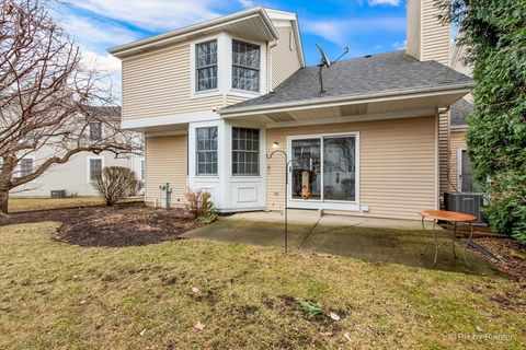 Tiny photo for 902 Derby Course, St. Charles, IL 60174 (MLS # 12586258)