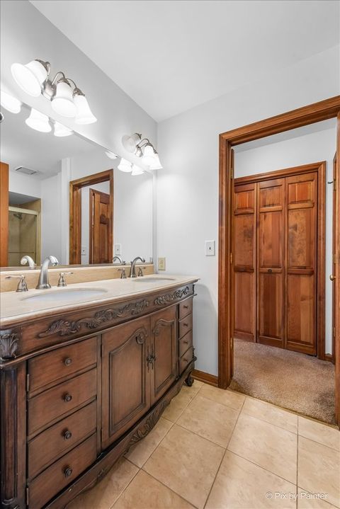 Tiny photo for 902 Derby Course, St. Charles, IL 60174 (MLS # 12586258)