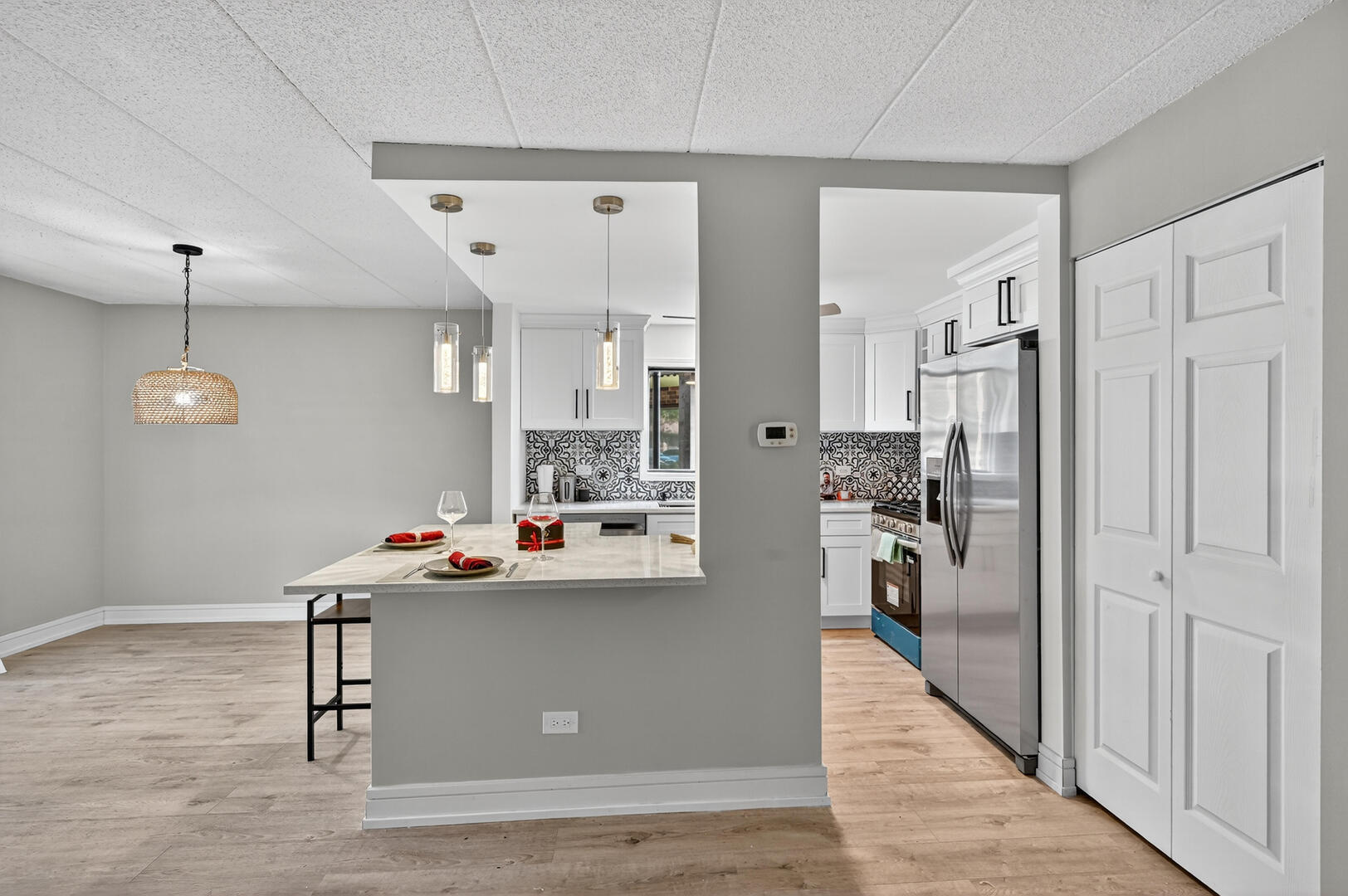 9545 Southwest Highway 1E