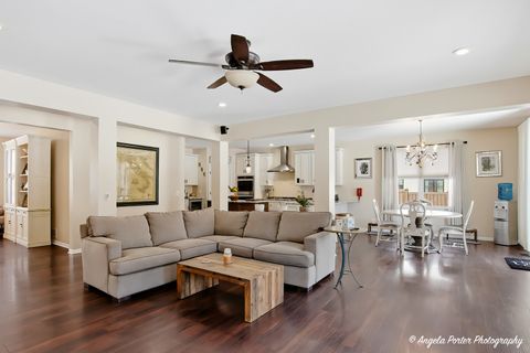 Tiny photo for 1906 Hillside Lane, McHenry, IL 60051 (MLS # 12594129)