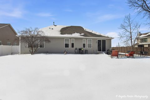 Tiny photo for 1906 Hillside Lane, McHenry, IL 60051 (MLS # 12594129)