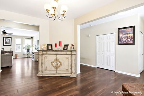 Tiny photo for 1906 Hillside Lane, McHenry, IL 60051 (MLS # 12594129)