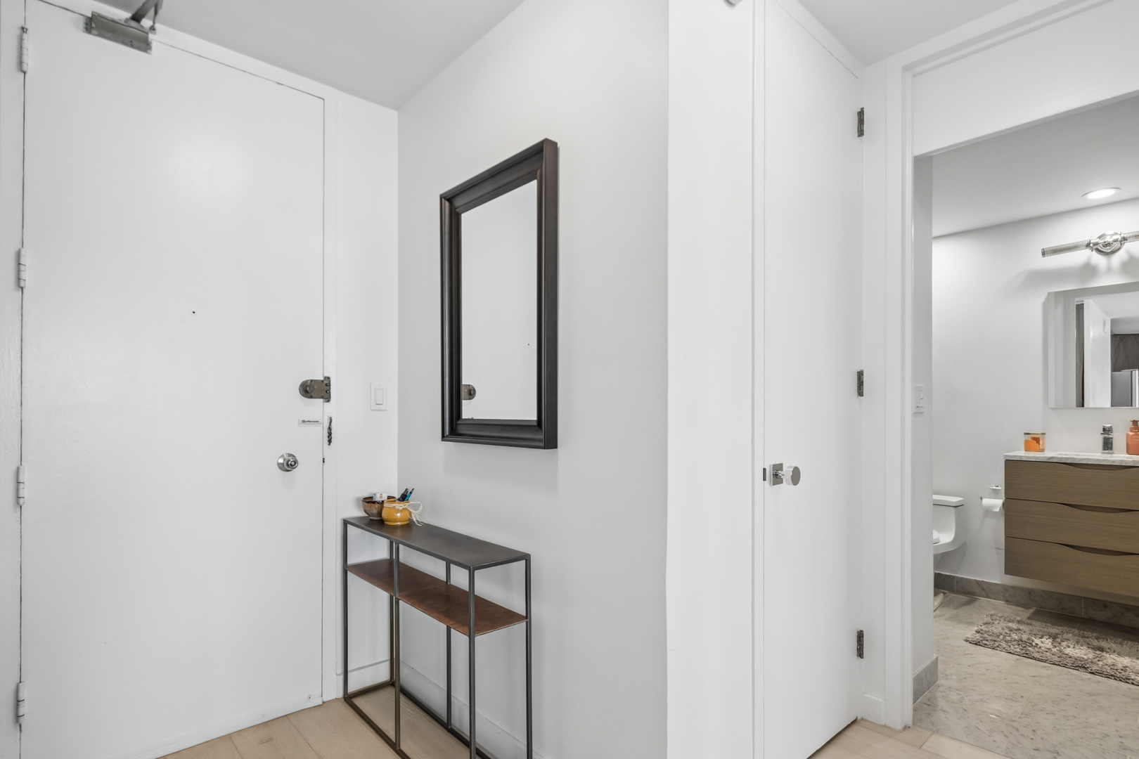 1440 N Lake Shore Drive 21G
