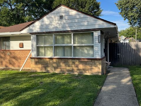 9713 S Van Vlissingen Road Chicago IL 60617