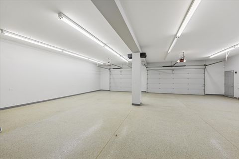 Tiny photo for 16W125 89th Street, Burr Ridge, IL 60527 (MLS # 12561841)