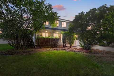 Photo of 611 Flambeau Court, Romeoville, IL 60446 (MLS # 12480016)