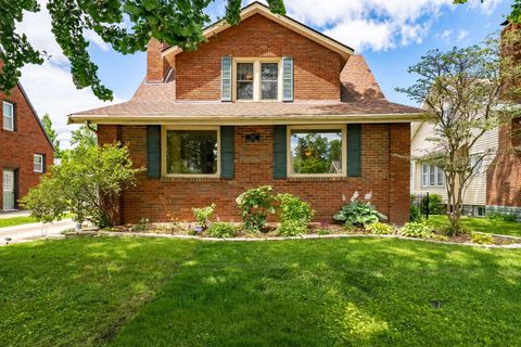 Photo of 513 Kreitzer Avenue, Bloomington, IL 61701 (MLS # 12676982)