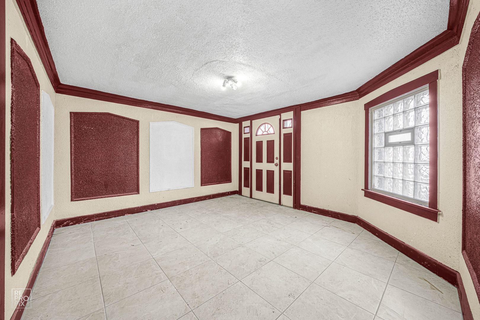 4039 W Van Buren Street