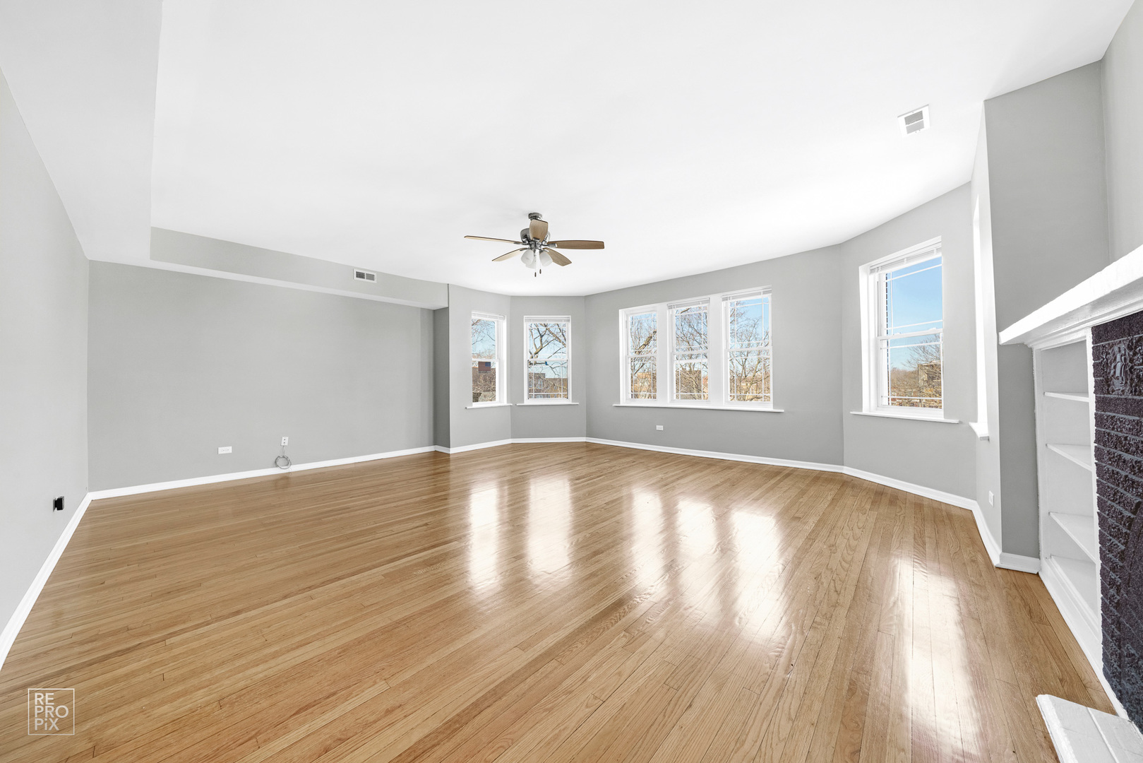 4039 W Van Buren Street