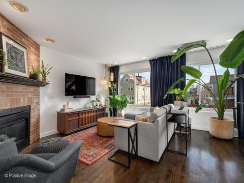 Tiny photo for 550 W 45TH Street, Chicago, IL 60609 (MLS # 12612035)