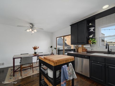 Tiny photo for 550 W 45TH Street, Chicago, IL 60609 (MLS # 12612035)