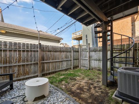 Tiny photo for 550 W 45TH Street, Chicago, IL 60609 (MLS # 12612035)