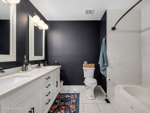 Tiny photo for 550 W 45TH Street, Chicago, IL 60609 (MLS # 12612035)