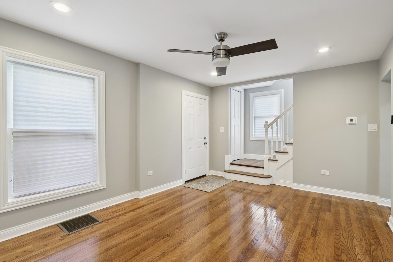 2129 E 97th Street