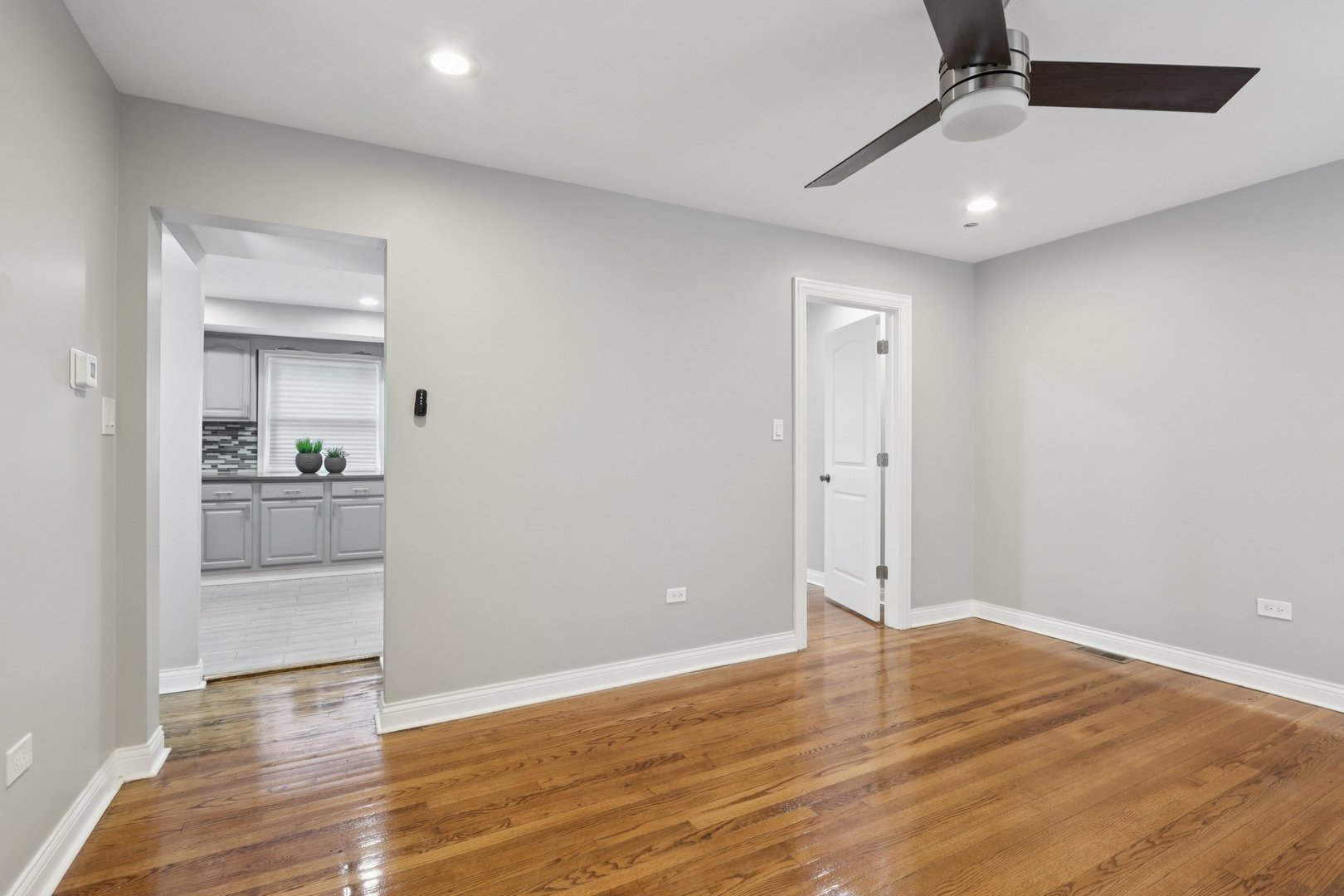 2129 E 97th Street