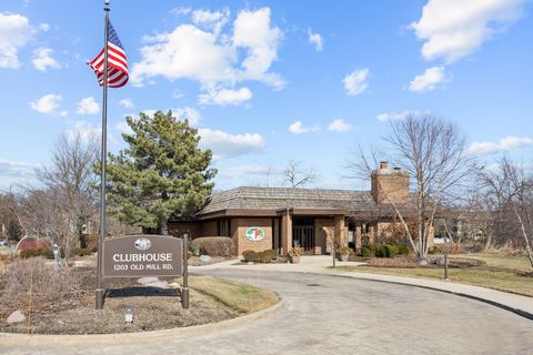 Tiny photo for 1401 Burr Oak Road #117B, Hinsdale, IL 60521 (MLS # 12579689)
