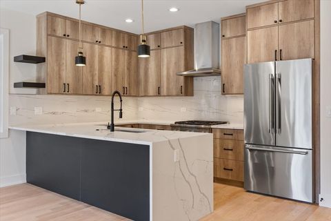 Tiny photo for 1304 W Winona Street #1S, Chicago, IL 60640 (MLS # 12569592)