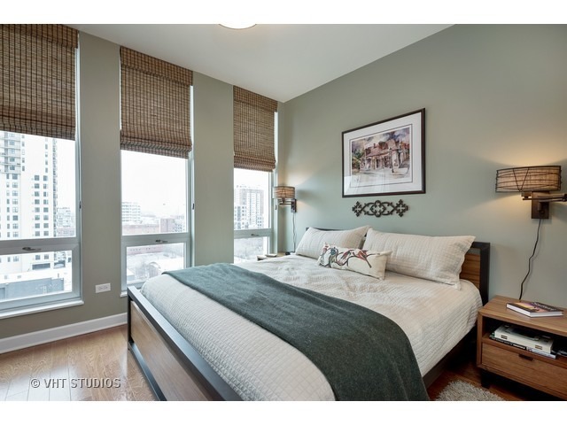 1400 S Michigan Avenue 1210