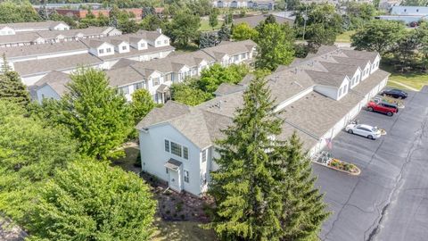 Tiny photo for 2279 Reflections Drive, Aurora, IL 60502 (MLS # 12486040)