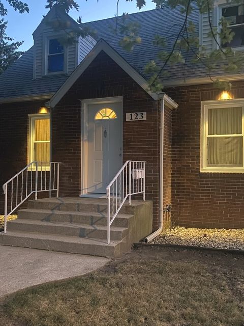 Tiny photo for 123 S Alma Avenue, Kankakee, IL 60901 (MLS # 12575422)