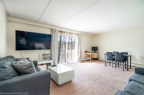 Tiny photo for 577 FAIRWAY VIEW Drive #1J, Wheeling, IL 60090 (MLS # 12501195)