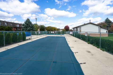 Tiny photo for 577 FAIRWAY VIEW Drive #1J, Wheeling, IL 60090 (MLS # 12501195)