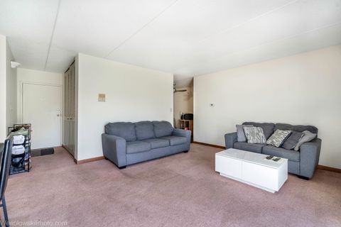 Tiny photo for 577 FAIRWAY VIEW Drive #1J, Wheeling, IL 60090 (MLS # 12501195)