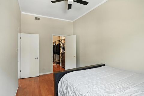 Tiny photo for 1431 W Cuyler Avenue #1S, Chicago, IL 60613 (MLS # 12401970)