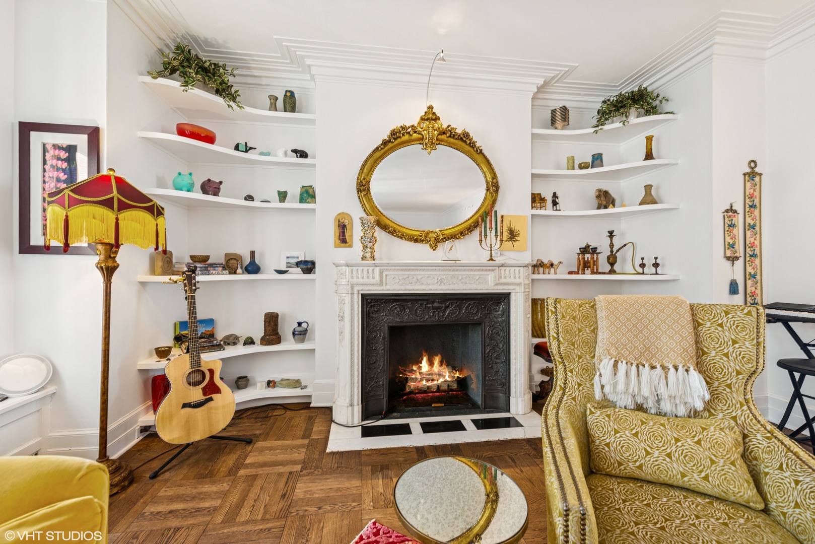 421 W Melrose Street 21AD