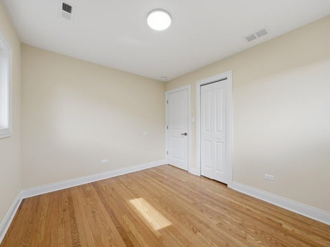 Tiny photo for 10029 Kedvale Avenue, Oak Lawn, IL 60453 (MLS # 12784902)