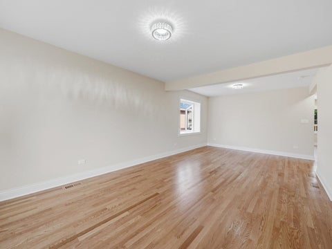 Tiny photo for 10029 Kedvale Avenue, Oak Lawn, IL 60453 (MLS # 12784902)