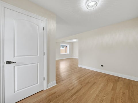 Tiny photo for 10029 Kedvale Avenue, Oak Lawn, IL 60453 (MLS # 12784902)