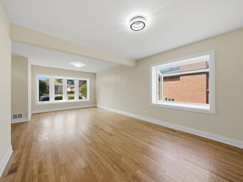 Tiny photo for 10029 Kedvale Avenue, Oak Lawn, IL 60453 (MLS # 12784902)