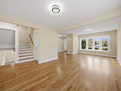 Tiny photo for 10029 Kedvale Avenue, Oak Lawn, IL 60453 (MLS # 12784902)