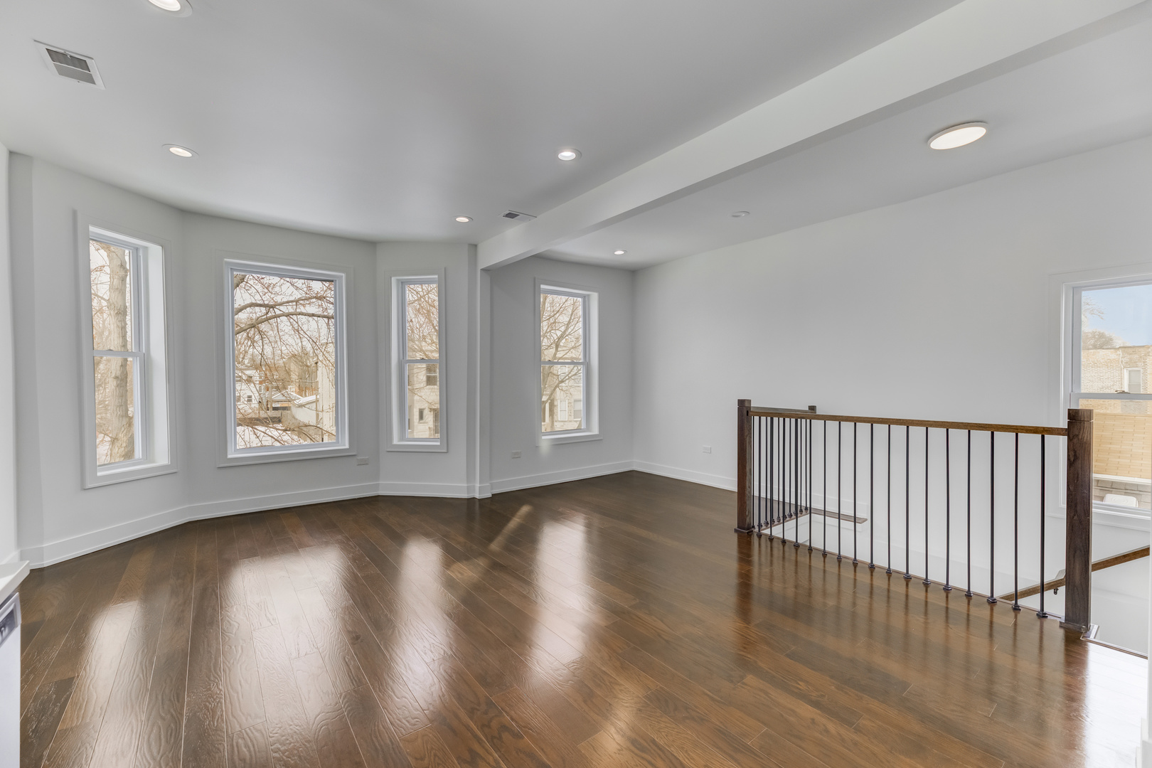 613 N Christiana Avenue