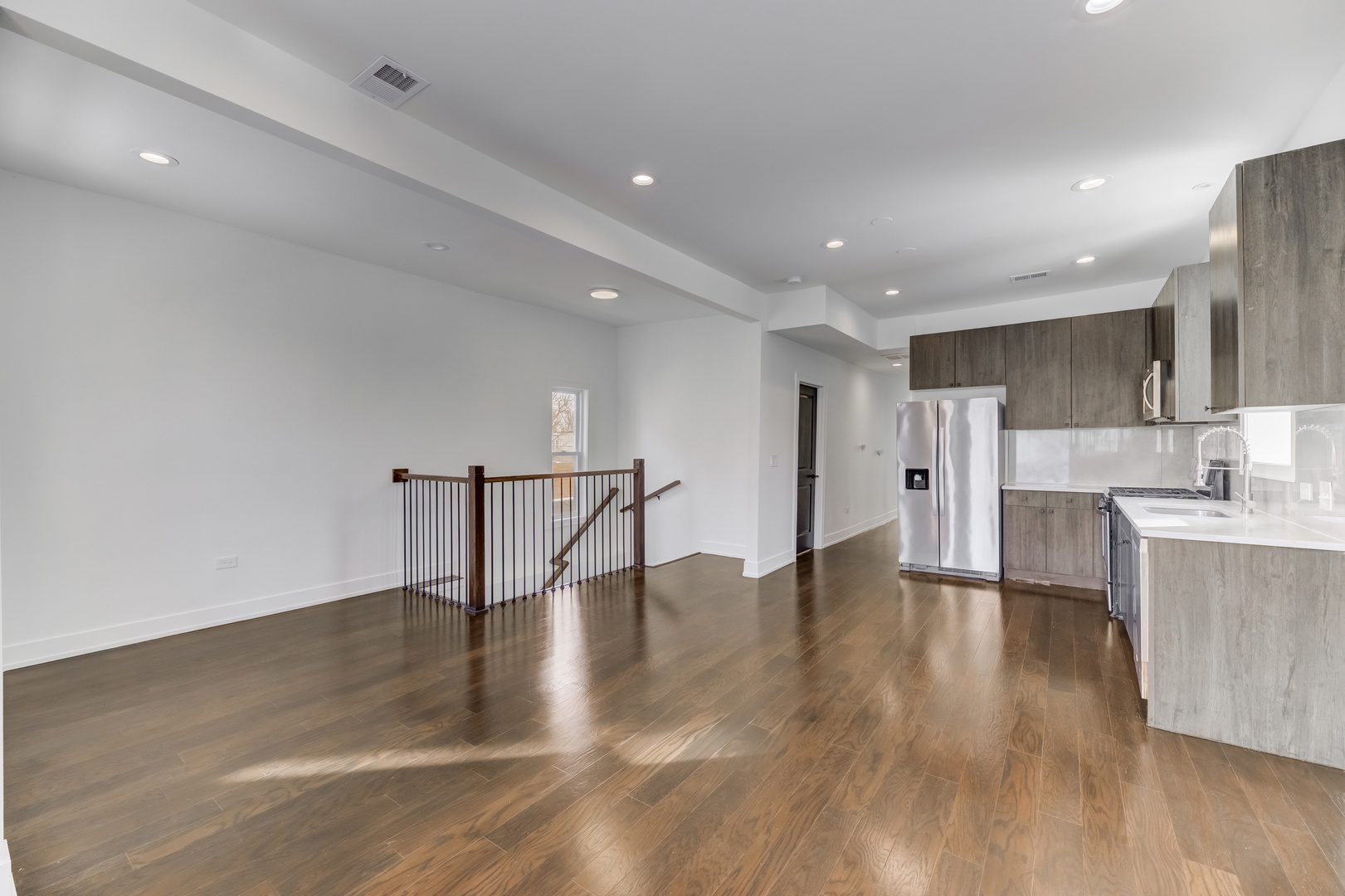 613 N Christiana Avenue
