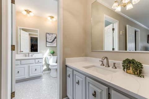 Tiny photo for 25707 N Eagle Drive, Mundelein, IL 60060 (MLS # 12577226)