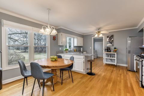 Tiny photo for 25707 N Eagle Drive, Mundelein, IL 60060 (MLS # 12577226)