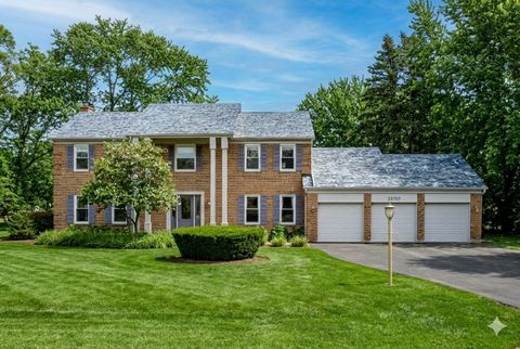 Photo of 25707 N Eagle Drive, Mundelein, IL 60060 (MLS # 12577226)