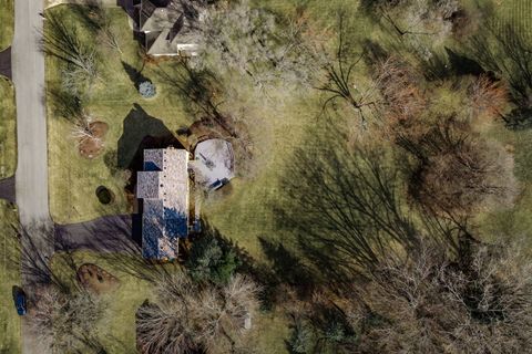 Tiny photo for 25707 N Eagle Drive, Mundelein, IL 60060 (MLS # 12577226)